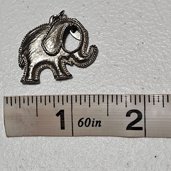 Antique Elephant Charm Pendant Dangling Eye Silver Tone Fashion Jewelry Women - Picture 3 of 3